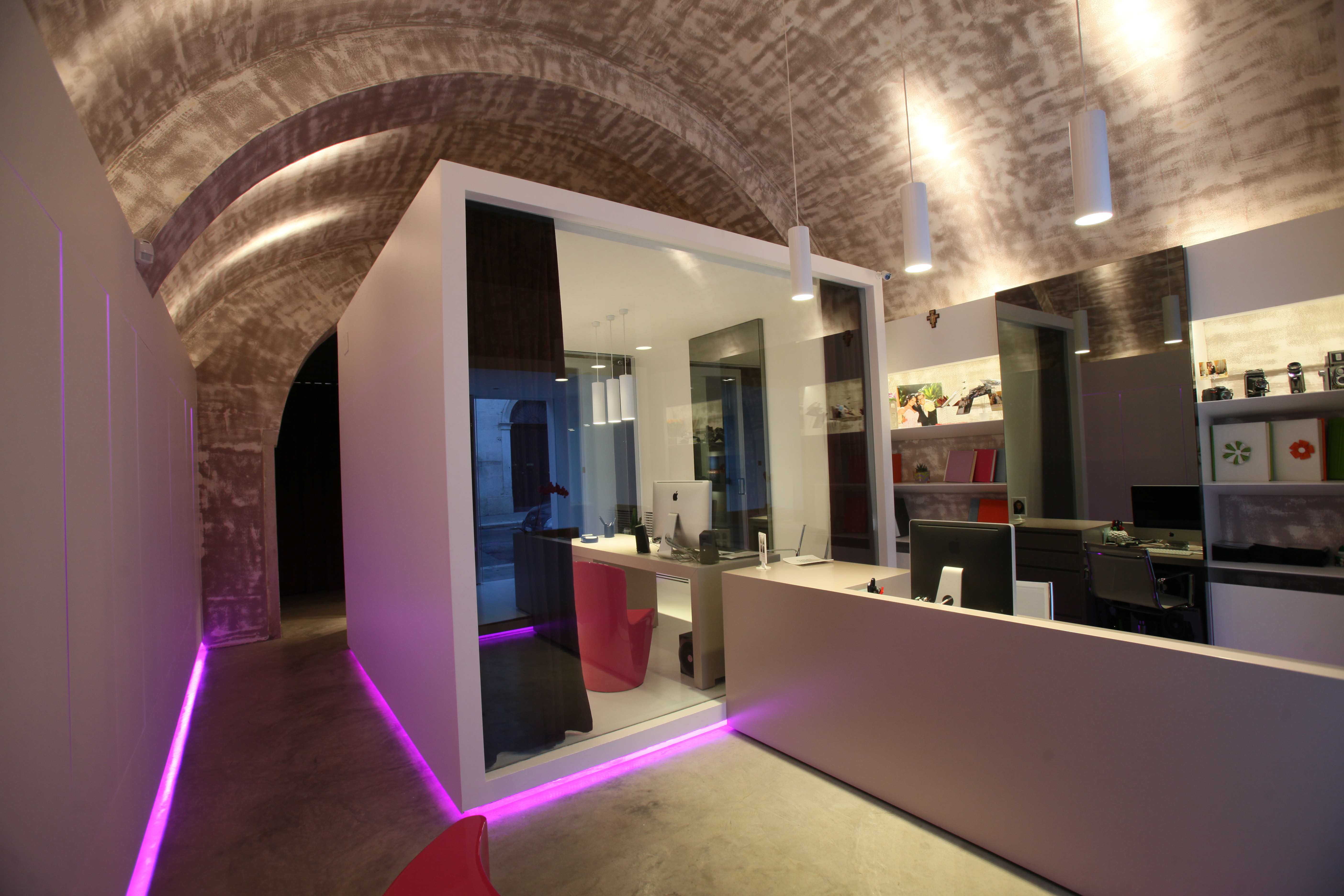 Ambiente interno illuminato con soluzioni LED